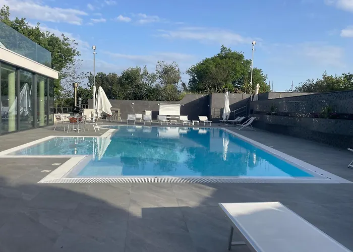 Coco Noir Luxury Δωμάτια σε οικογενειακή κατοικία