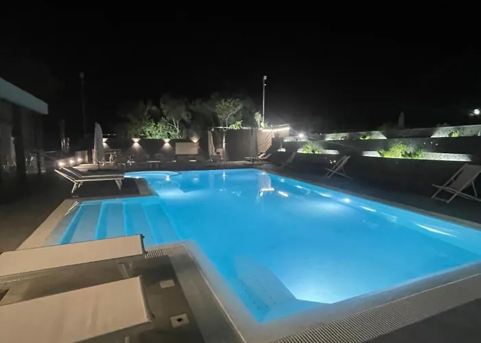 Coco Noir Luxury Δωμάτια σε οικογενειακή κατοικία Trecastagni