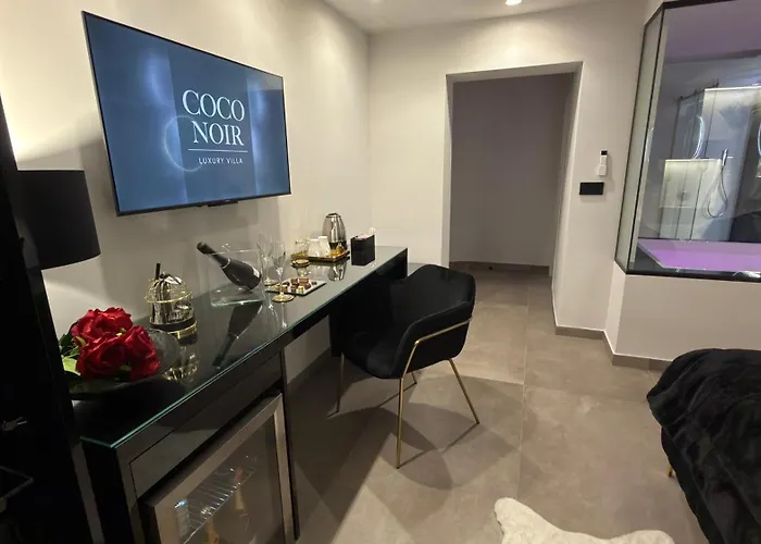 Coco Noir Luxury *