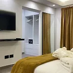 Coco Noir Luxury * Trecastagni