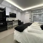 Coco Noir Luxury