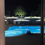 Coco Noir Luxury Trecastagni