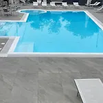Coco Noir Luxury Trecastagni