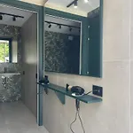 Coco Noir Luxury Trecastagni