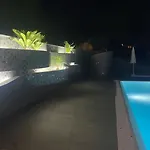 Coco Noir Luxury
