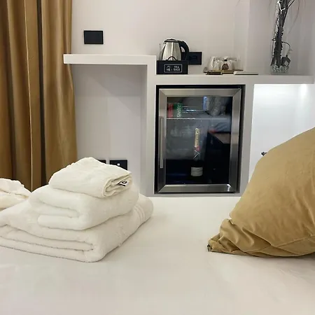 Coco Noir Luxury Трекастаньи